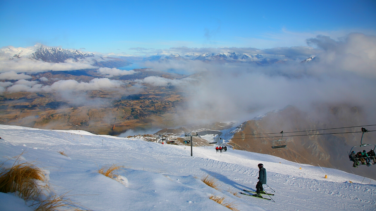 Coronet Peak Ski Resort above Otago, New Zealand